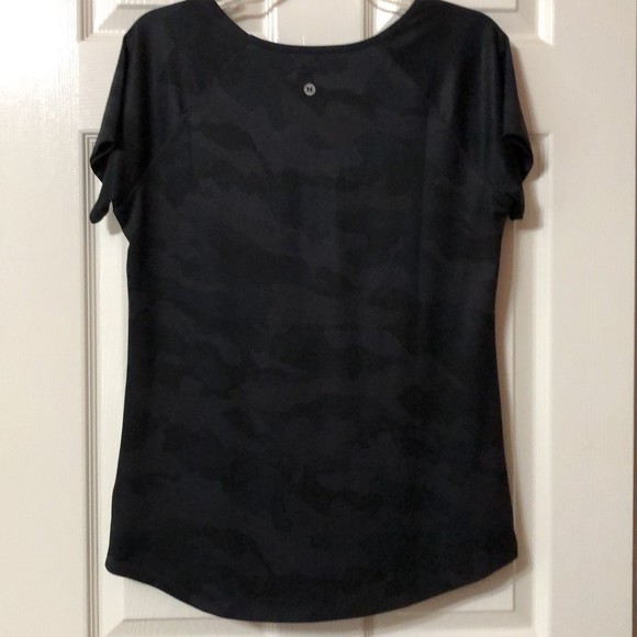 RBX V-Neck Dri-Fit Workout Exercise Top Black Camo - Picture 2 of 5